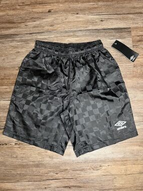 Umbro Black Checkered Athletic Shorts with Logo Mens Sz XS